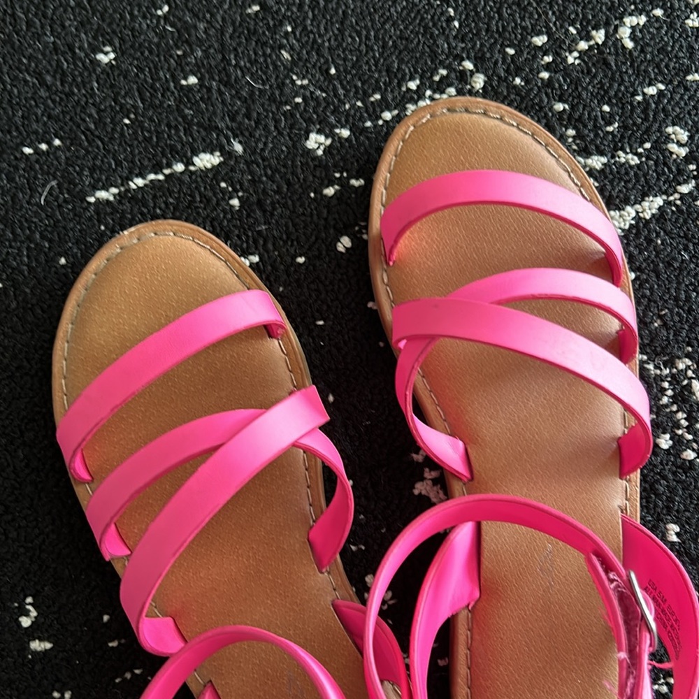 Nina Sandals - Picture 3 of 6